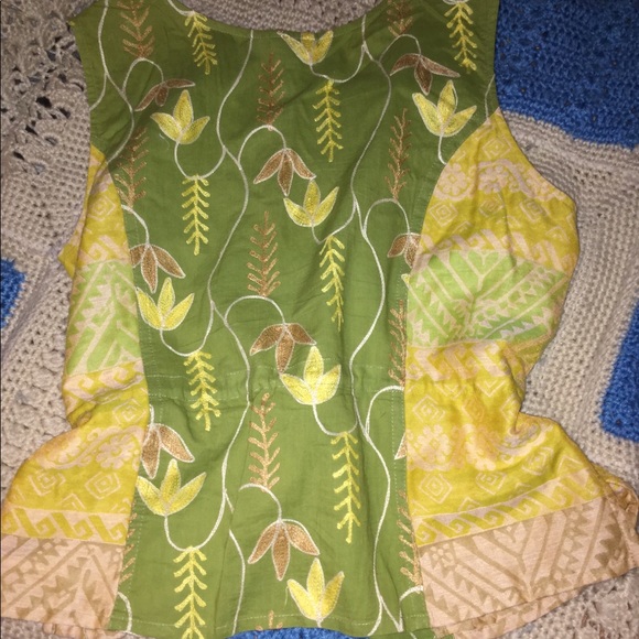 Canvasbacks embroidered vest size 8 cinch waist - Picture 3 of 3